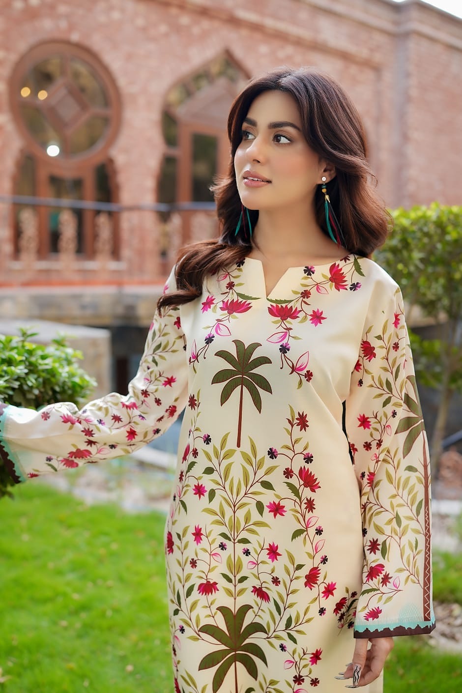 Sitara-i-Khaas - Grace Stitch 