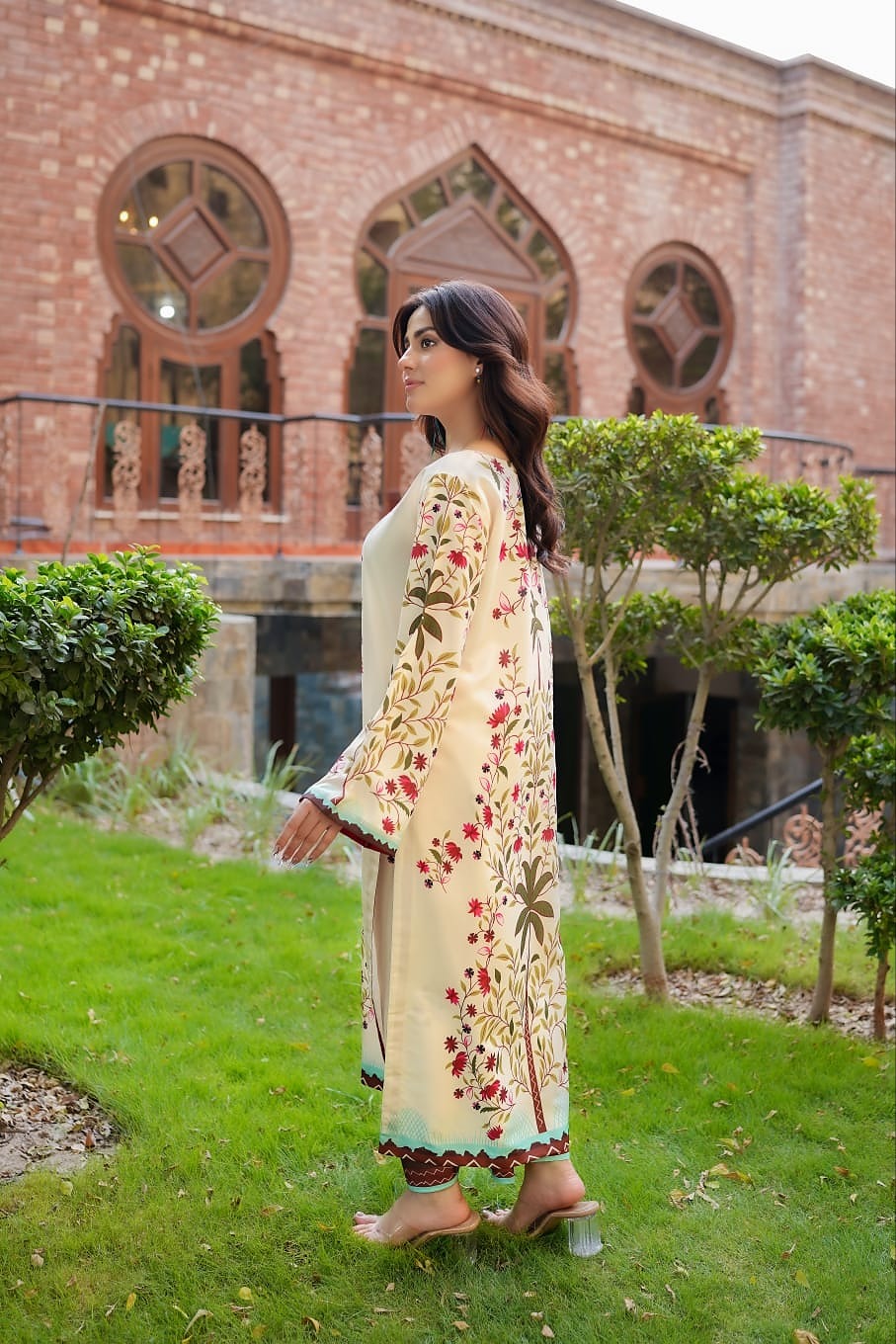Sitara-i-Khaas - Grace Stitch 