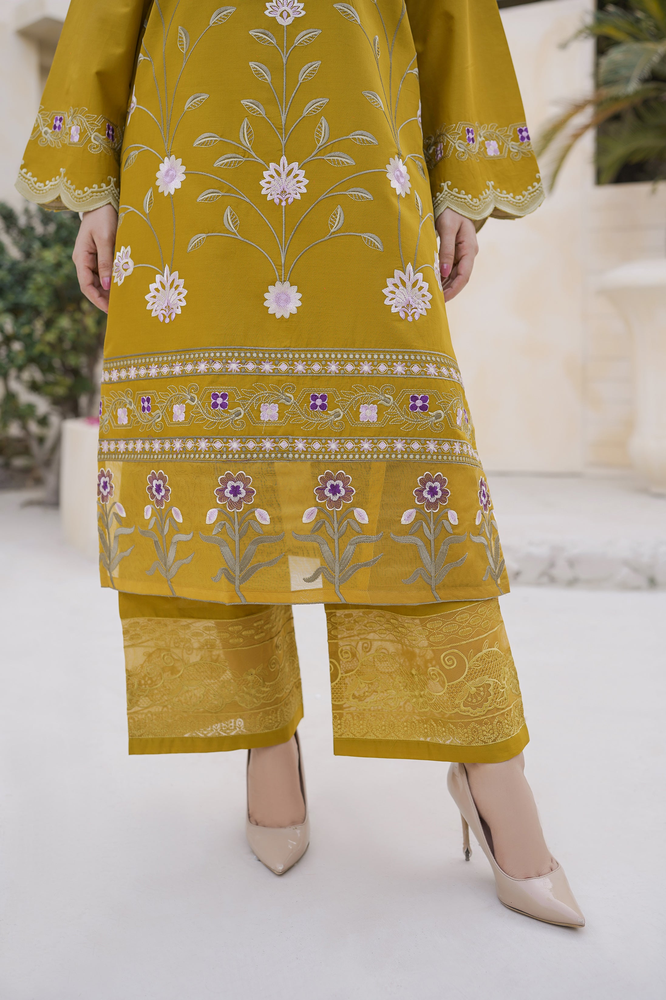 Mustard Elegance Grace