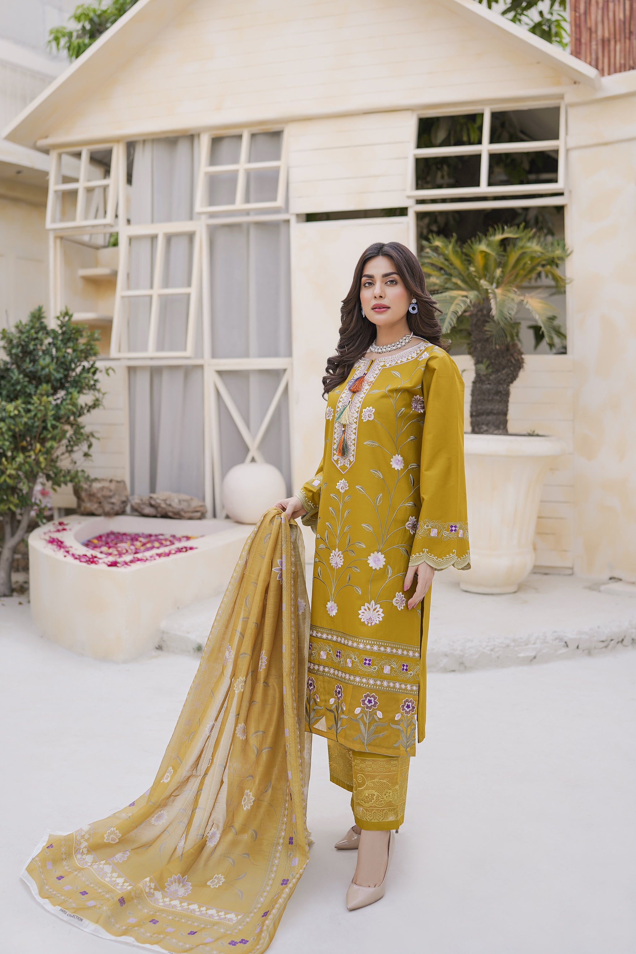 Mustard Elegance Grace
