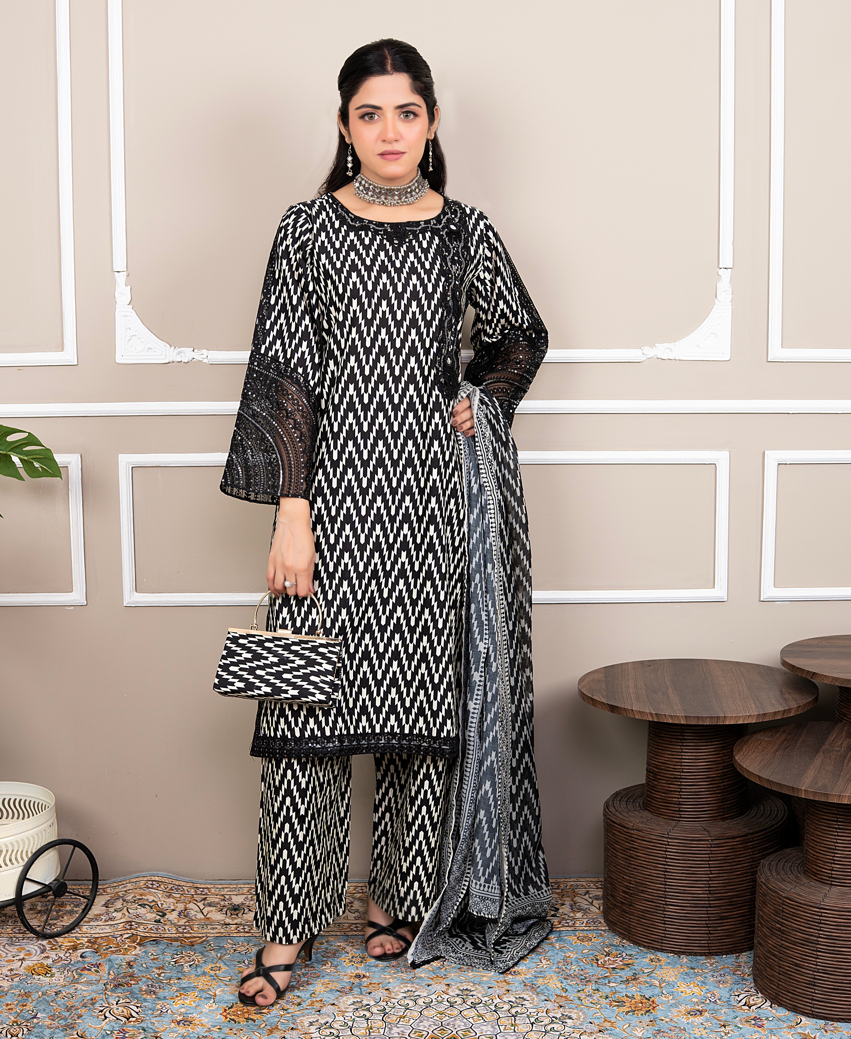 Noir Ivory - Grace Stitch 