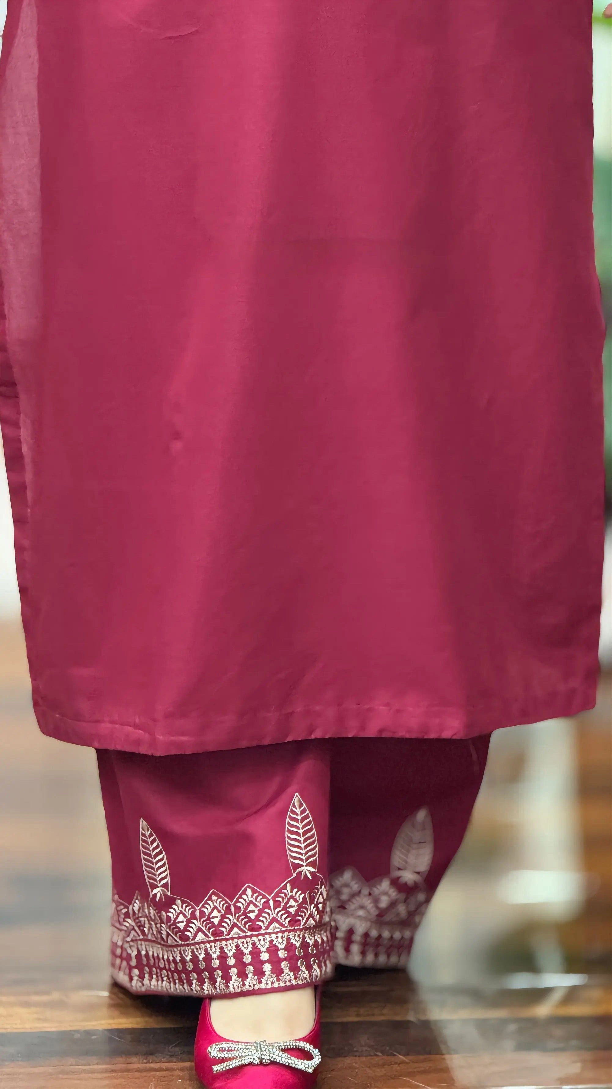 Gulnaar 2PC - Grace Stitch 