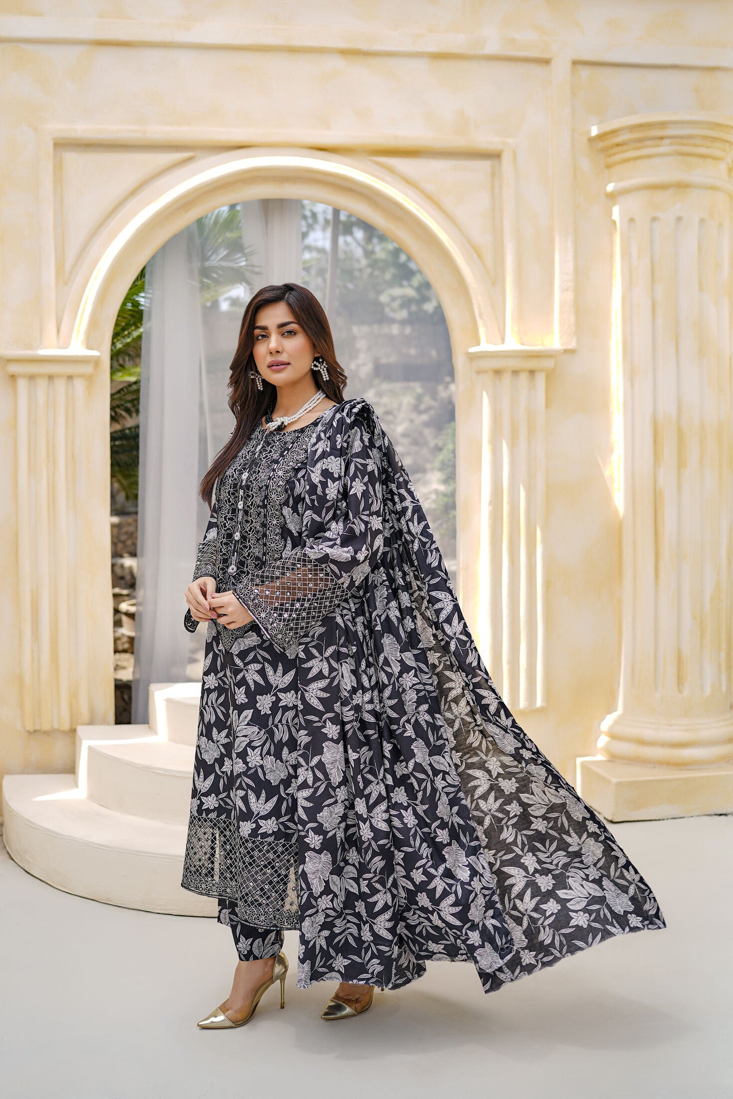 Floral Grace – 3-Piece Premium Lawn Suit - Grace Stitch 