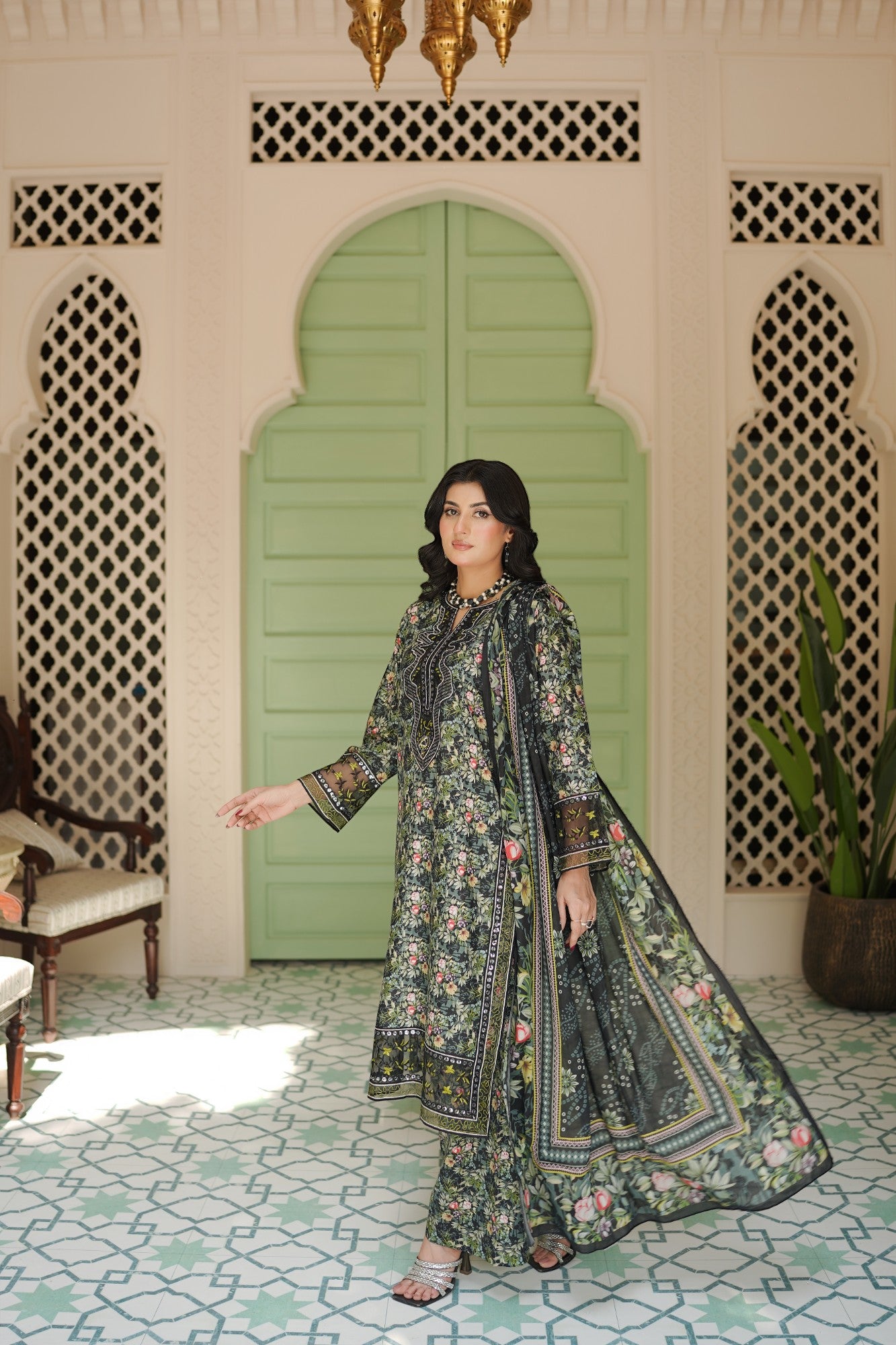 Bagh-e-Noor - Grace Stitch 